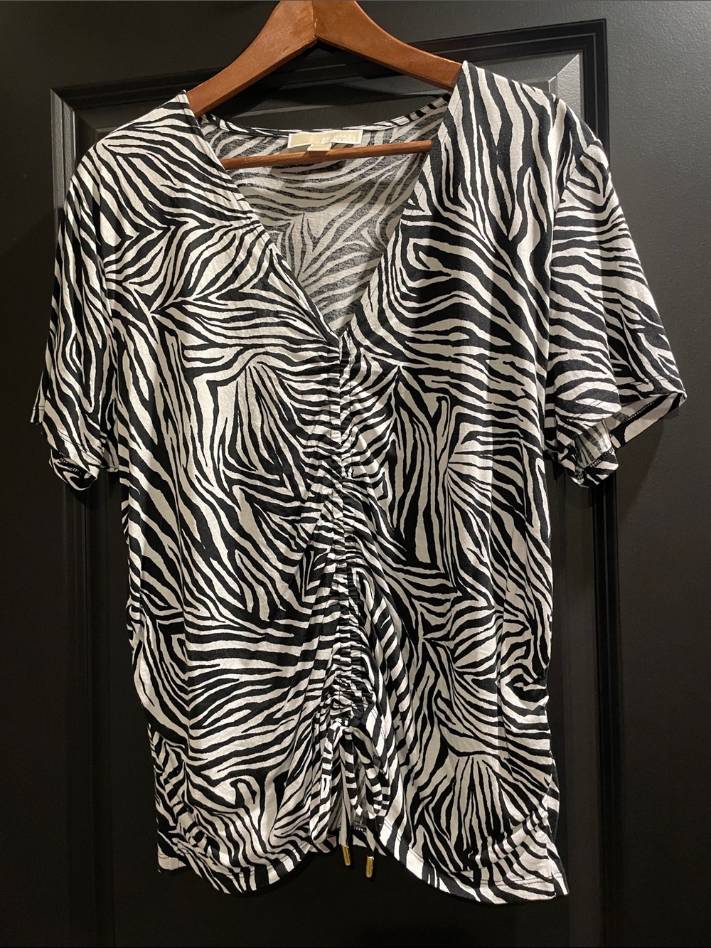 Like new ✨Michael Kors zebra top🦓